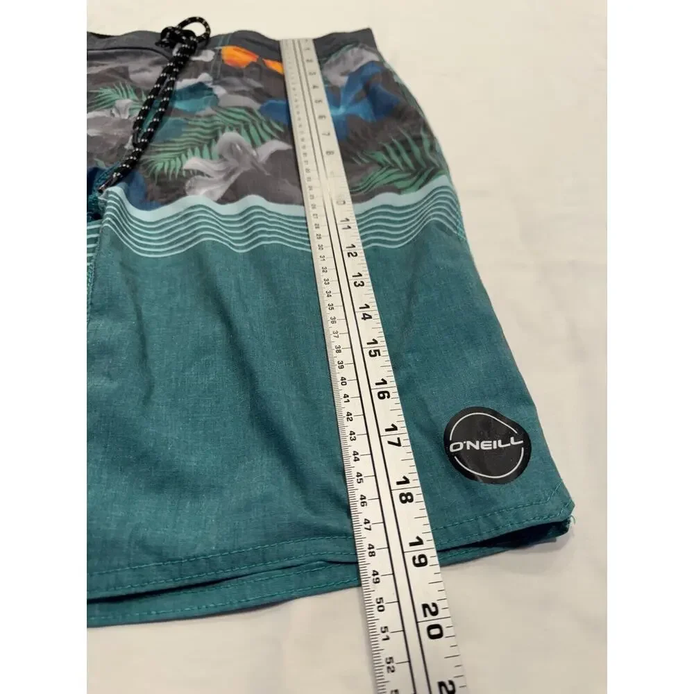 O'Neill Men's Floral Hawaiian‎ Board Shorts